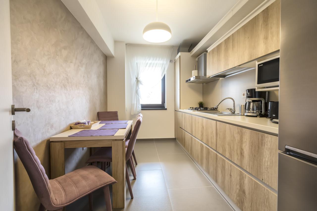 Central Lux Apartments Brasov Ngoại thất bức ảnh