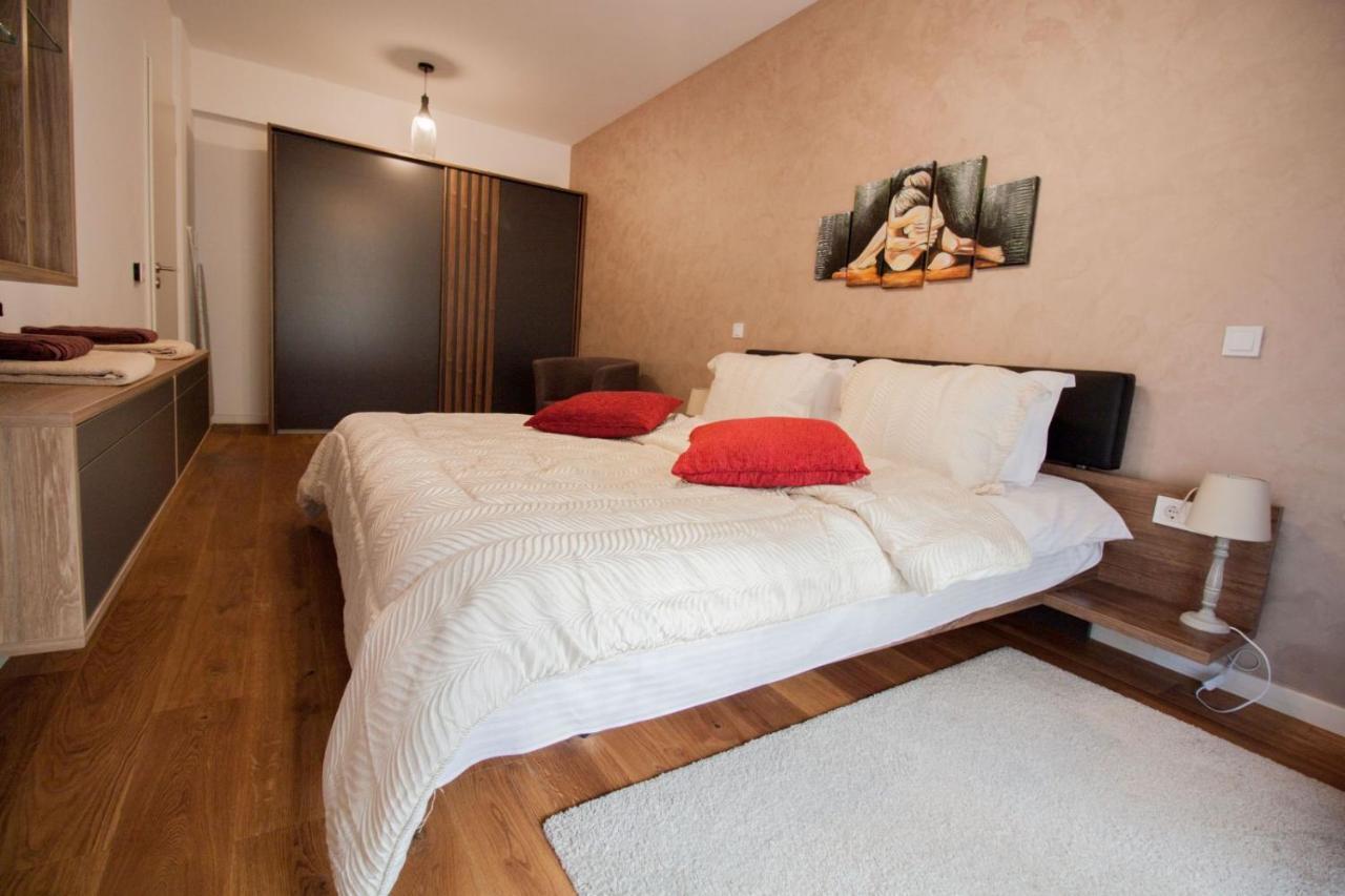 Central Lux Apartments Brasov Ngoại thất bức ảnh