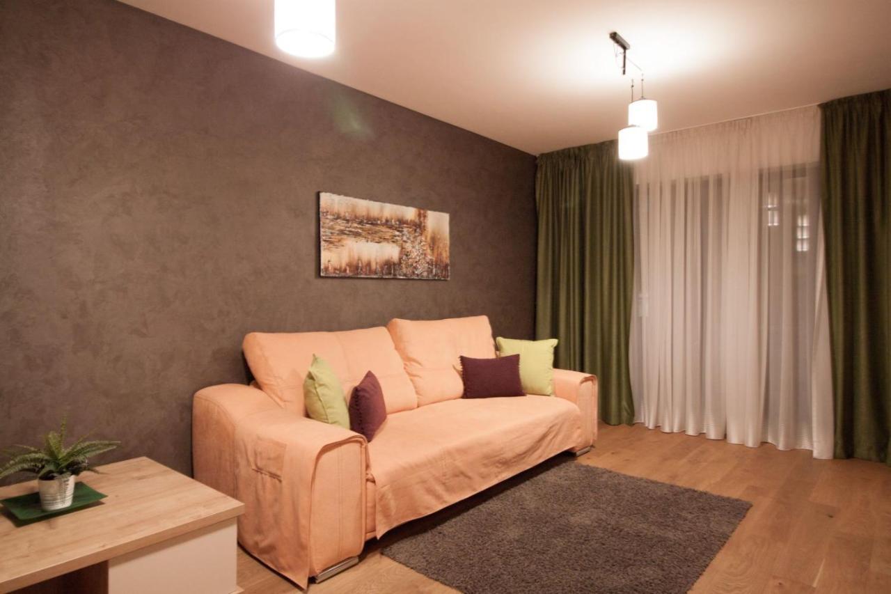 Central Lux Apartments Brasov Ngoại thất bức ảnh